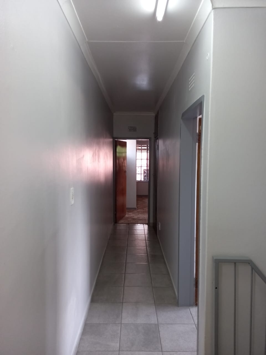 3 Bedroom Property for Sale in Rustenburg Central North West